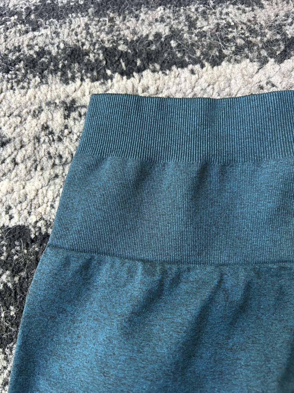 GYMREAPER Infinity Booty Scrunch Shorts - Picture 5 of 9